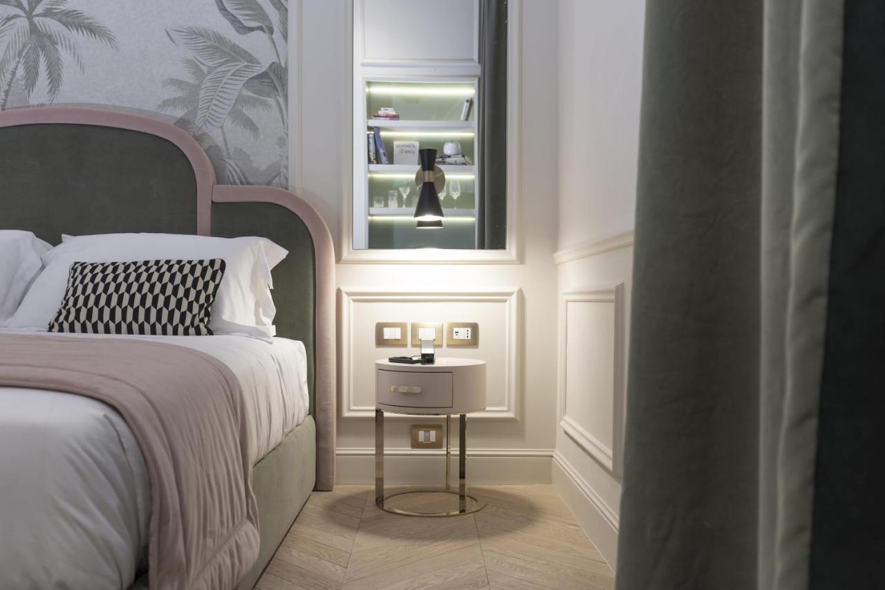 Hotel La Gemma Φλωρεντία Εξωτερικό φωτογραφία A bedroom at the hotel