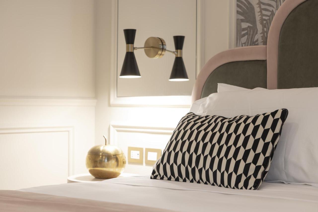 Hotel La Gemma Φλωρεντία Εξωτερικό φωτογραφία A wall light