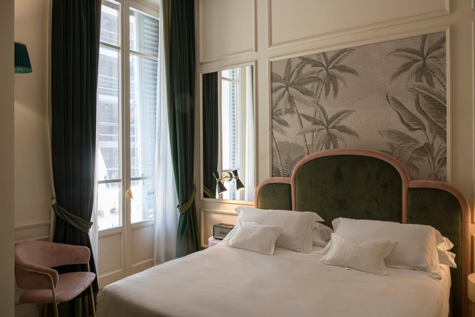 Hotel La Gemma Φλωρεντία Εξωτερικό φωτογραφία A room at the hotel